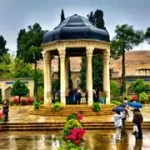 رحلة إلى شیراز