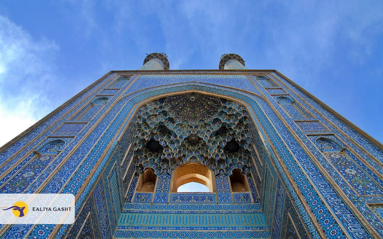 الهندسة المعمارية والتصميم الداخلي